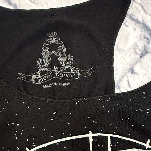 Black and White Graphic Tank Tops - Picture 3 of 6